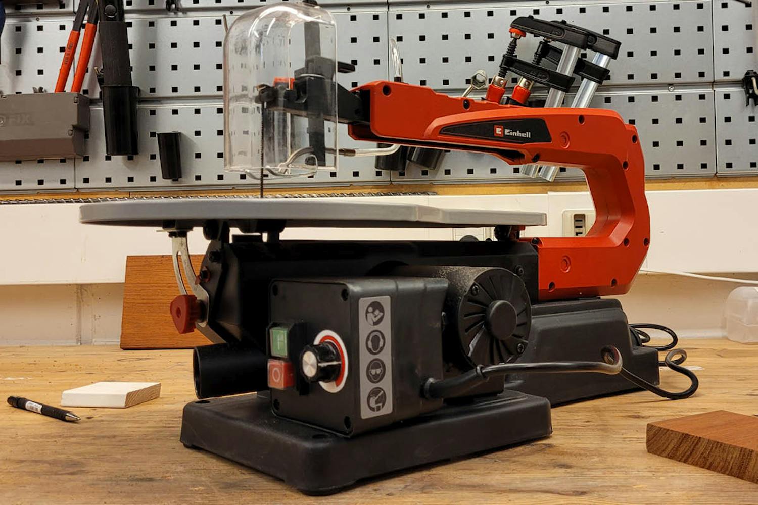 Kontursåg – genialisk till små detaljer Kontursåg